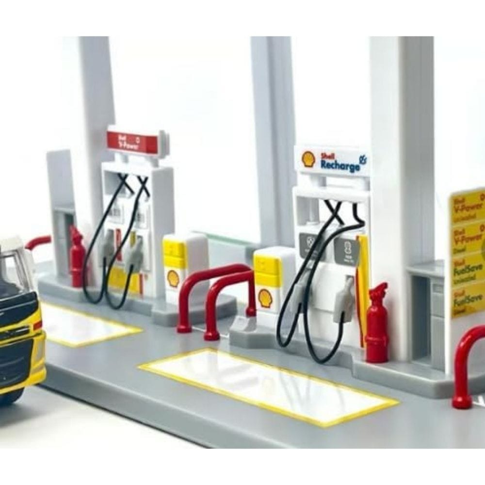 CCA Shell Gas Station Model with 1:64 Porsche Car - Licensed Diecast Display Assembly Playset And Collectible Toy