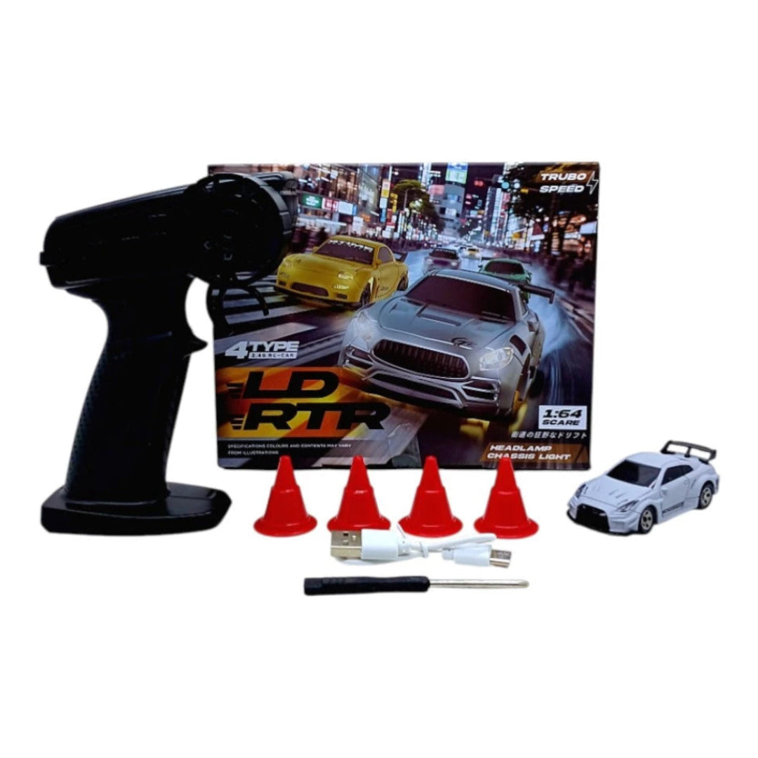 1:64 Scale 2.4G Remote Control Racing Car with Wireless Controller, Headlight & Accessories