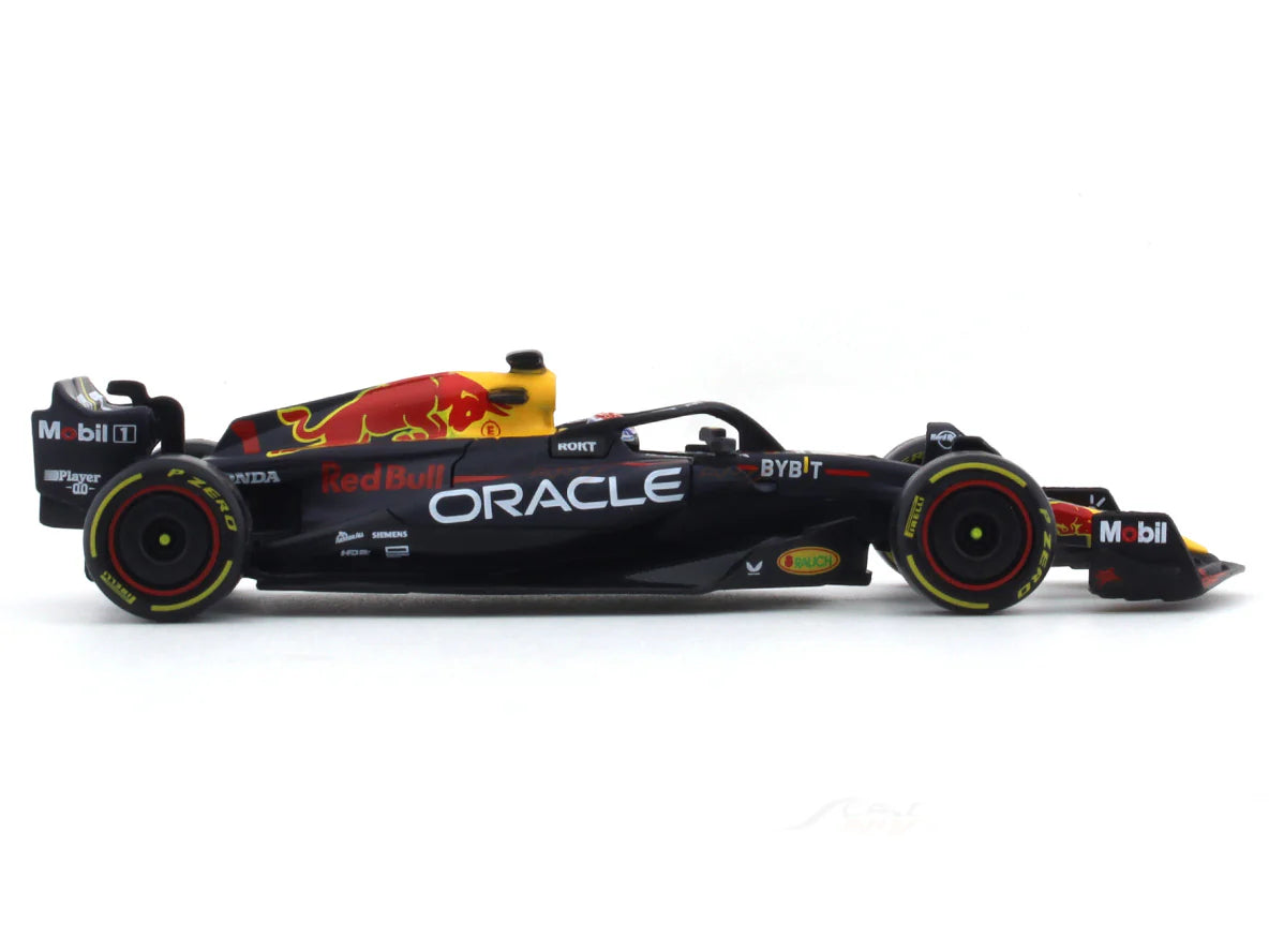 Bburago - 1/43 Diecast Scale Model 2023 Oracle Red Bull Racing RB19 #1 Max Verstappen