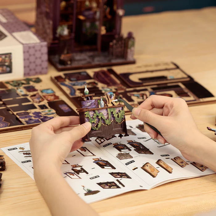 CUTEBEE DIY Book Nook Kit - The Astrology Bookshop