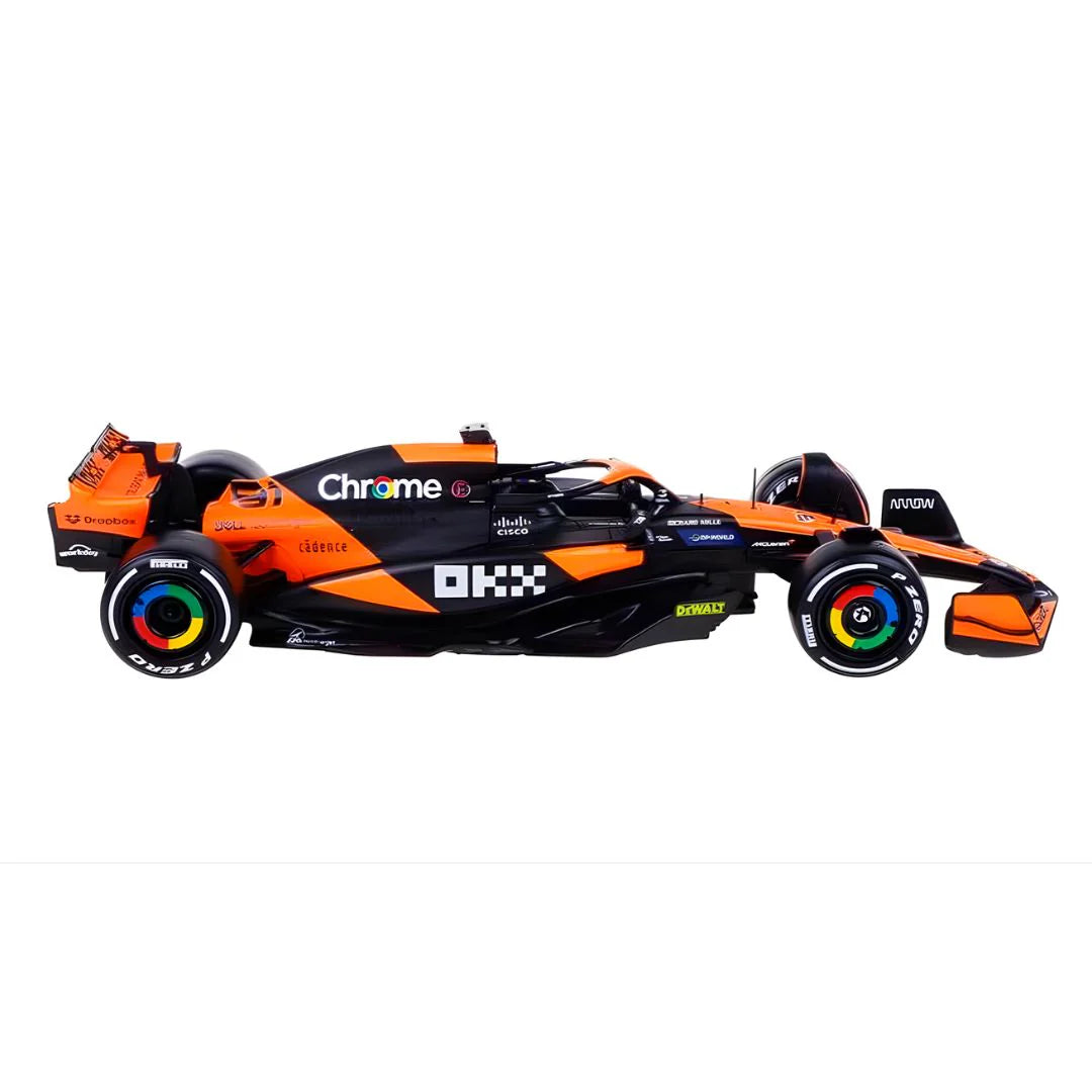 Bburago - 1 : 24 Diecast Scale Model - Official Licensed Product - F1 Mclaren Mcl38 Miami Grand Prix 2024 81 Oscar Piastri