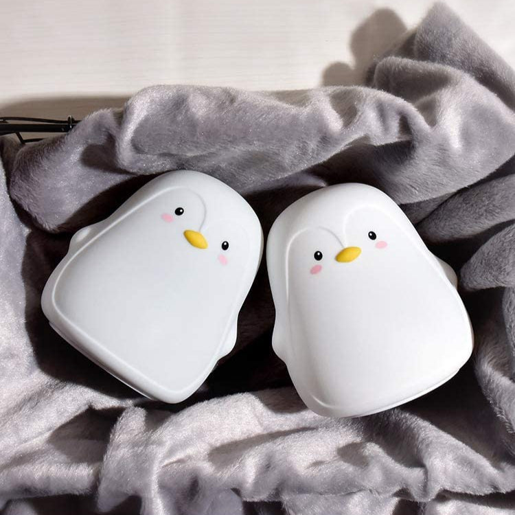 Penguin 3D Silicon Color-Changing Lamp