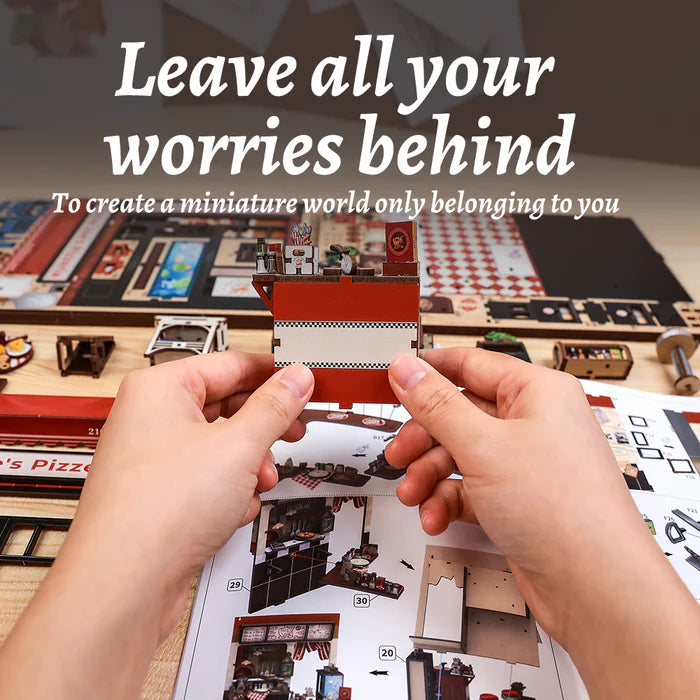 CUTEBEE DIY Book Nook Kit - Uncle Joe's Pizzeria