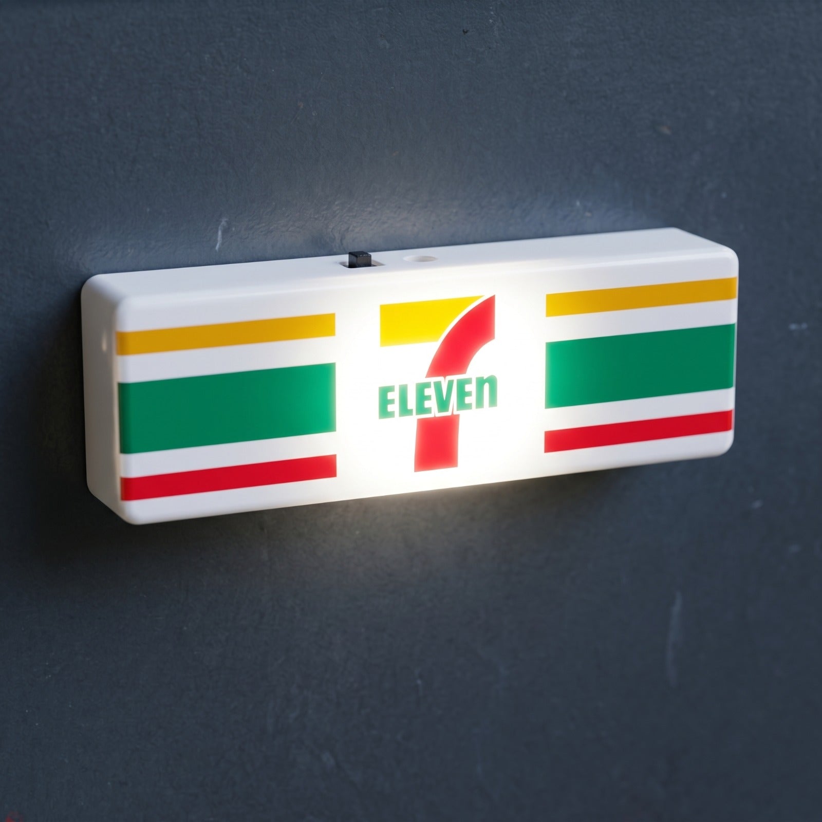 7-Eleven Style Mini Magnetic Light Bar – Decorative Desk & Fridge Accessory