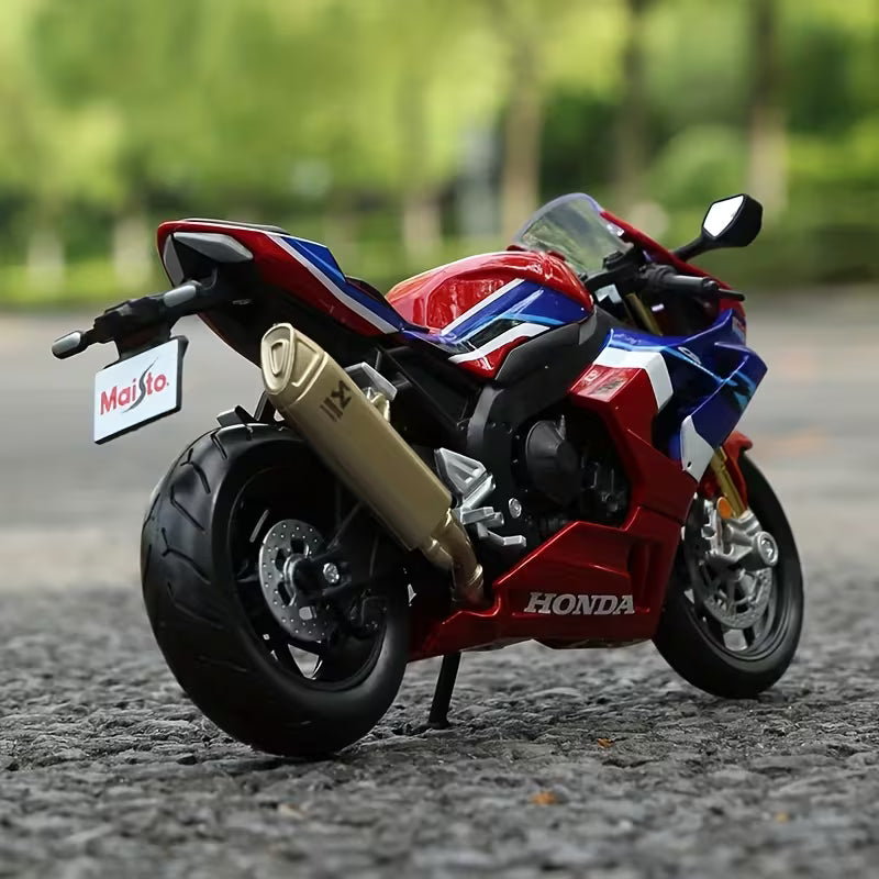 Maisto - 1 : 12 Diecast Scale Model - Official Licensed Product - Honda CBR100RR-R Fireblade SP