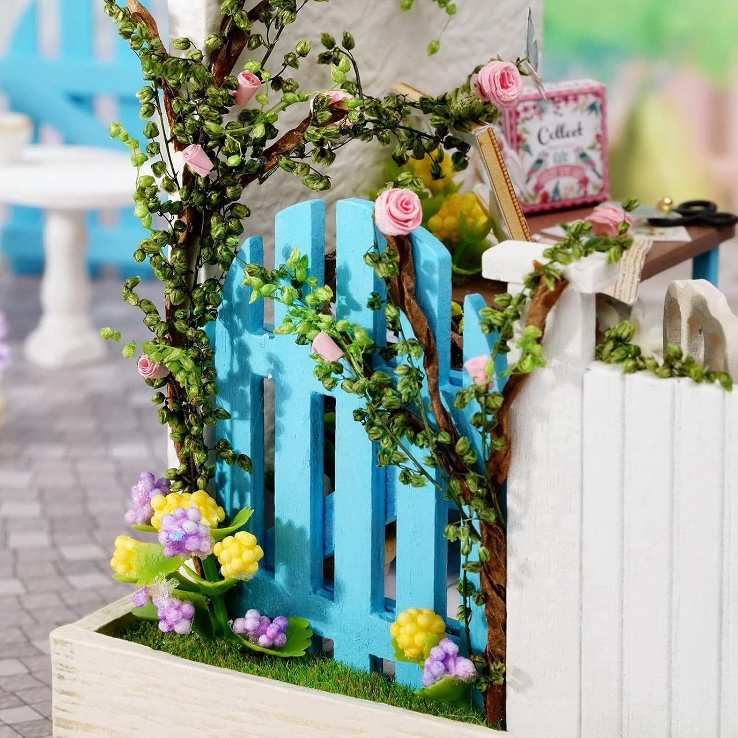 Cuteroom Diy Dollhouse - Corner of Happiness Series Miniature Kit - Corner of Garden
