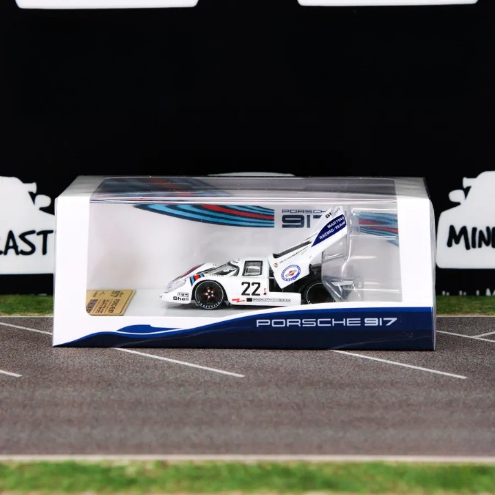 IXO Models Curitiba64 Scale 1:64 Premium Diecast Car Model with Acrylic Case - Porsche 917