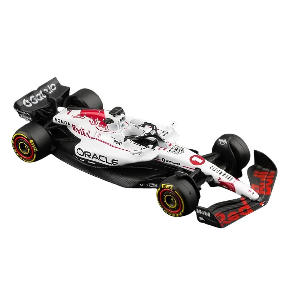 Bburago Oracle Red Bull Racing RB21 Max Verstappen Japan GP 2025 1:43 #1 Die-Cast Model Car