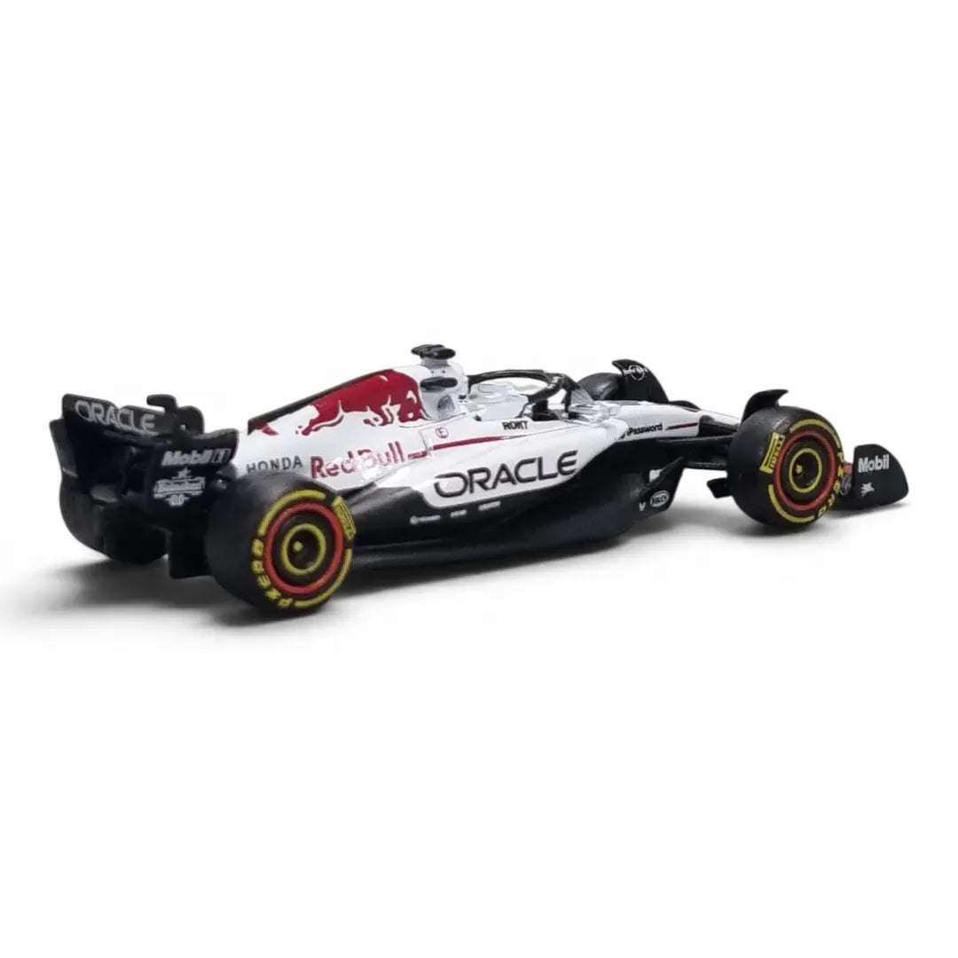 Bburago Oracle Red Bull Racing RB21 Max Verstappen Japan GP 2025 1:43 #1 Die-Cast Model Car