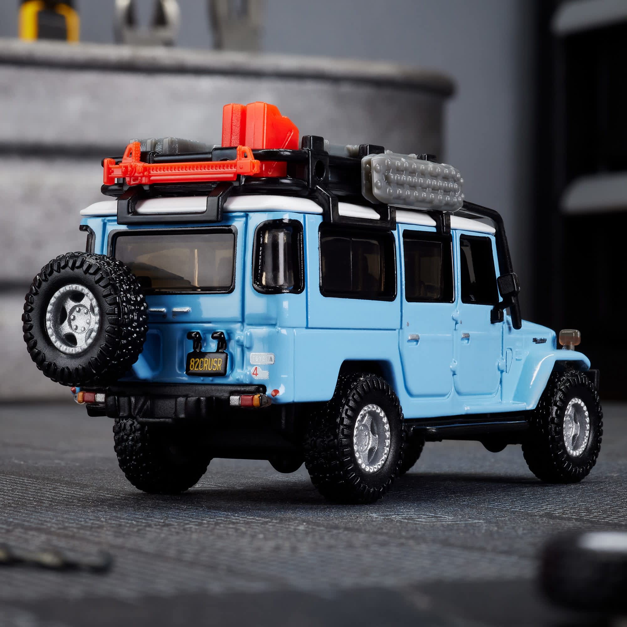 Hot Wheels Elite 64 Mod Shop 1982 Custom Toyota Land Cruiser FJ45 Troopy – 1:64 Scale Die-Cast Model Car