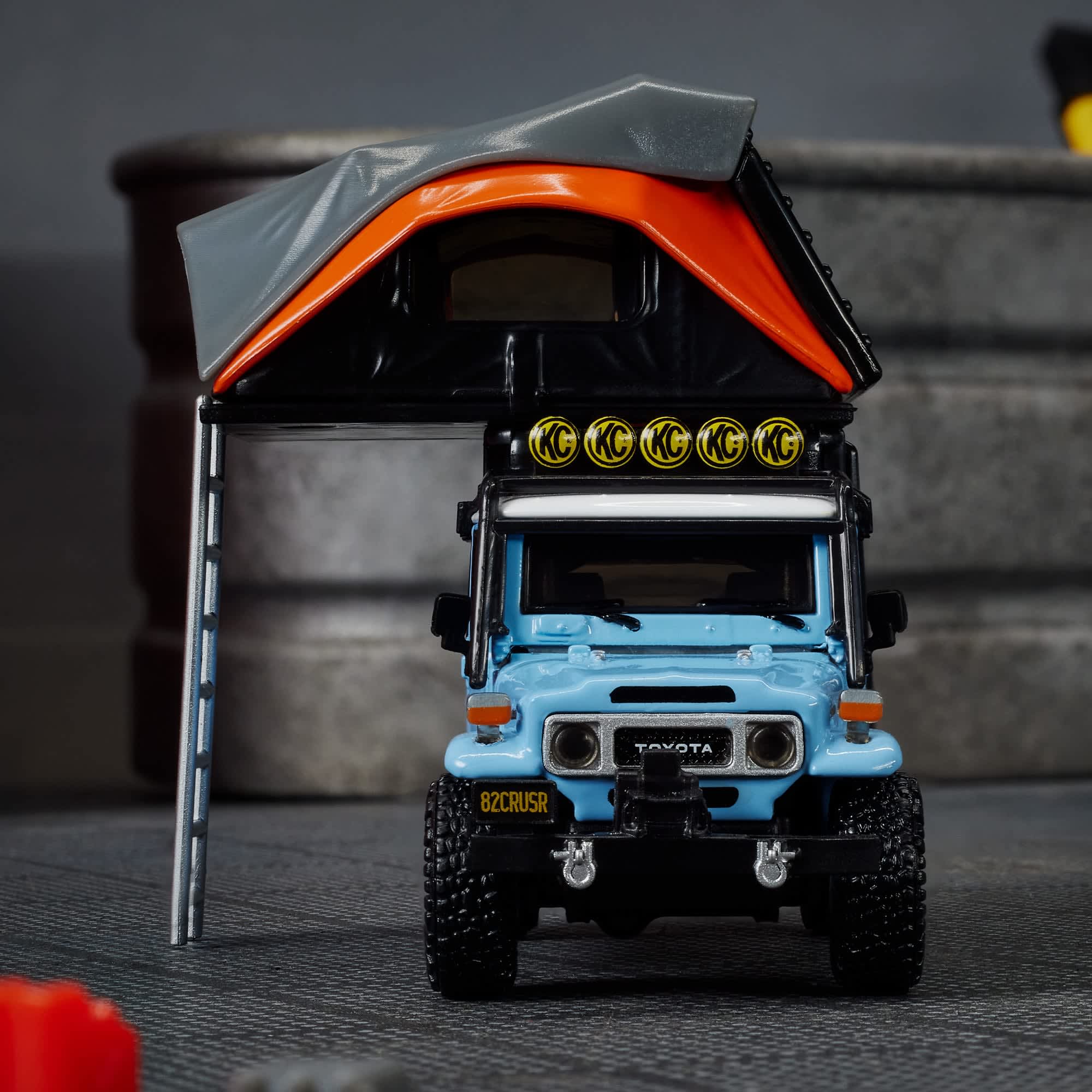 Hot Wheels Elite 64 Mod Shop 1982 Custom Toyota Land Cruiser FJ45 Troopy – 1:64 Scale Die-Cast Model Car