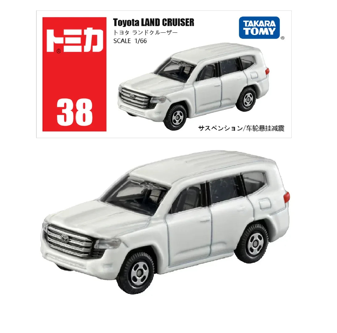 Takara Tomy Tomica Scale 1 : 66 - 38 Toyota Land Cruiser Model Car