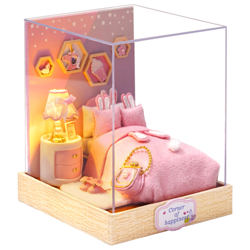 Cuteroom Diy Dollhouse - Corner of Happiness Series Miniature Kit - Crushing Moment