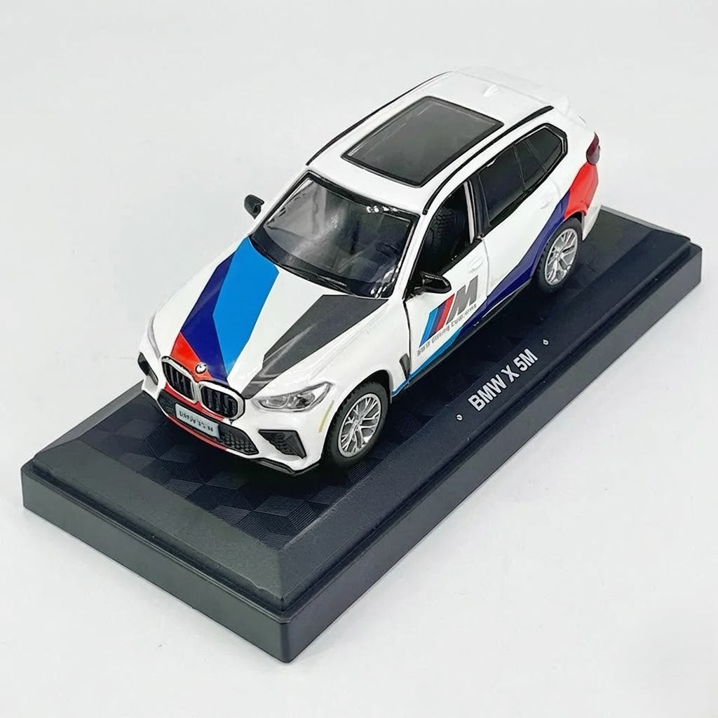 Scale 1 : 43 Official Licensed CCA Cool-Chic Auto Diecast Metal Model Car - BMW X 5M (WHITE)