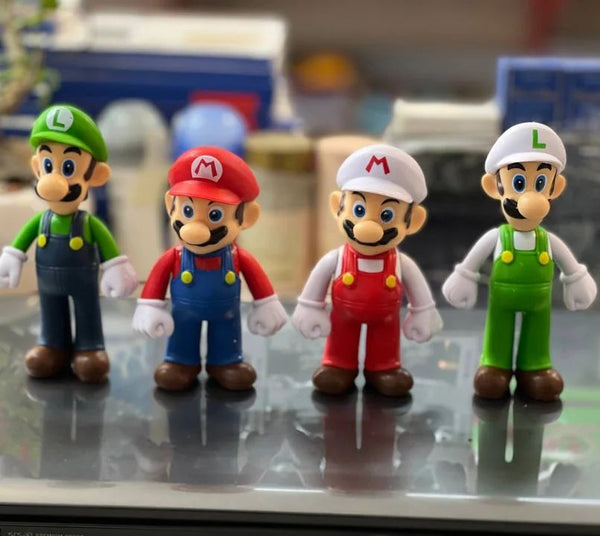 Super Mario Set of 4 Collectables