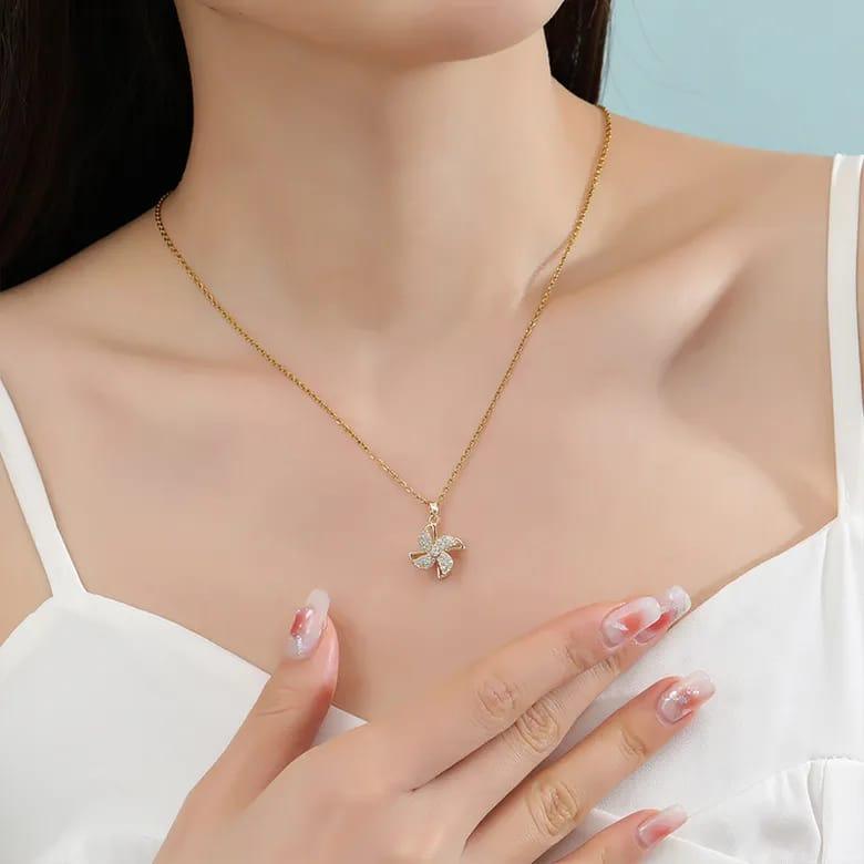 Sparkling Pinwheel Rotating Necklace - ThePeppyStore