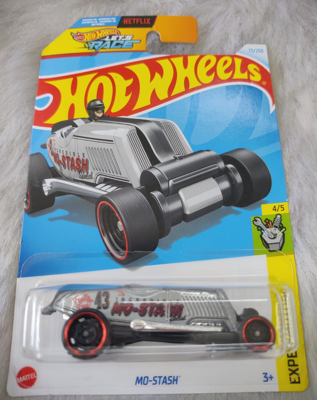 Hot Wheels Mo-Stash Vehicle Exclusive Collection