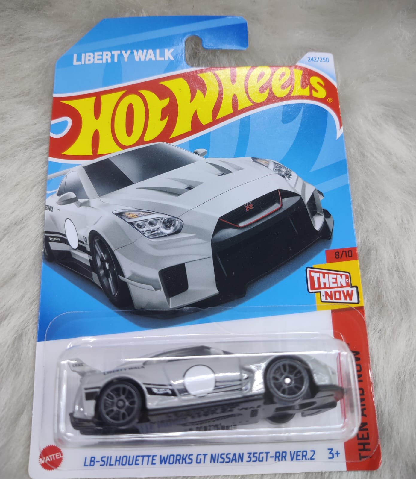 Hot Wheels Imported Rare Lb - Silhouette Works GT Nissan 35GT - RR - Ver. 2 Vehicle Exclusive Collection