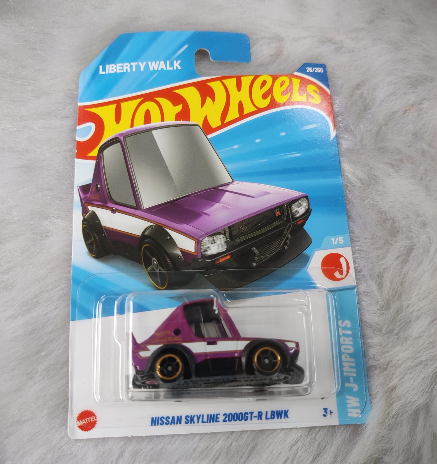 Hot Wheels Nissan Skyline 2000GT-R LBWK Vehicle Exclusive Collection