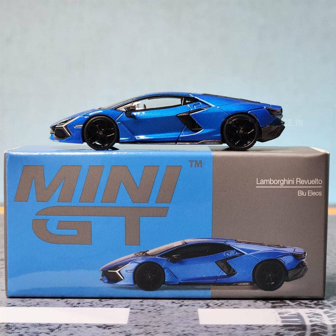Mini GT Code 748 Lamborghini Revuelto Blu Eleos