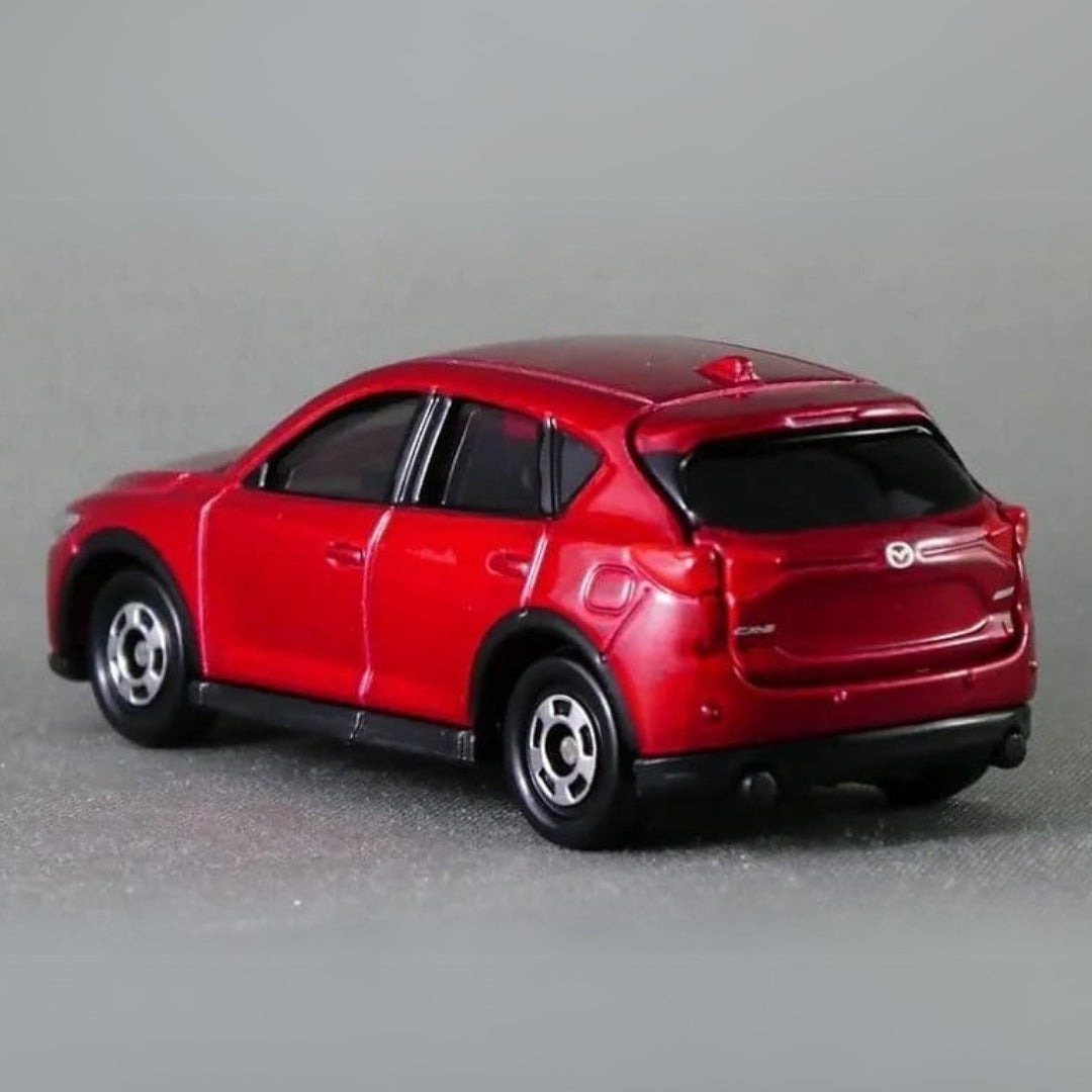 Takara Tomy Tomica 1 : 63 10 Mitsubishi Outlander PHEV