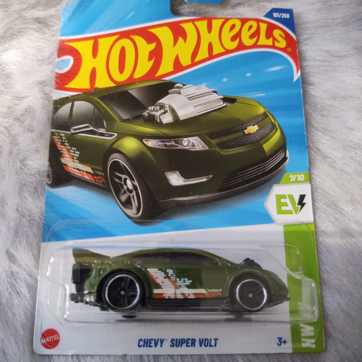 Hot Wheels Imported Chevy Super Volt Vehicle Exclusive Collection