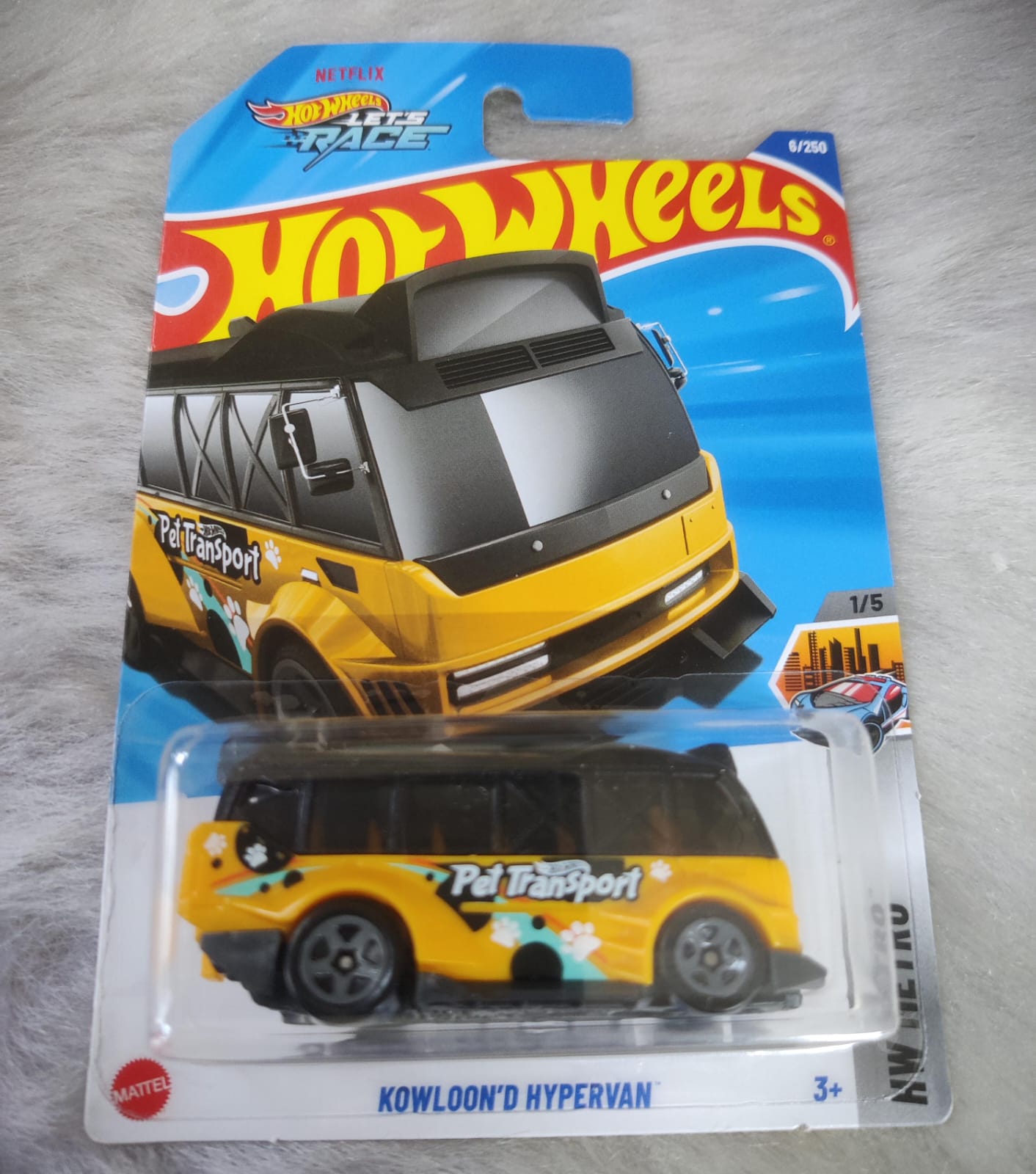 HOT WHEELS KOWLOON'D HYPERVAN J AND K CASE 2025