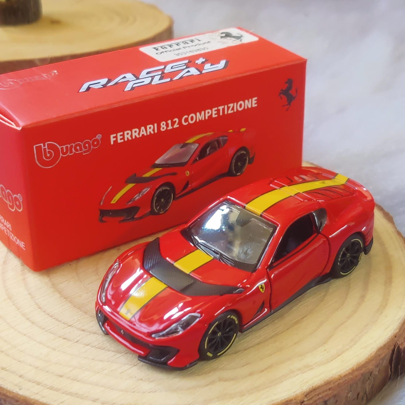 Official Bburago Ferrari 812 Competizione - 1 : 64 Diecast Scale Model