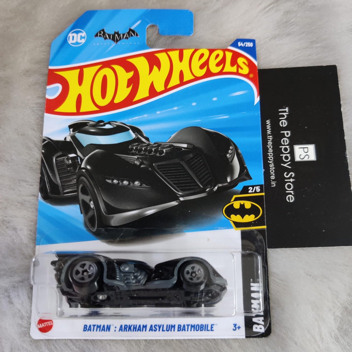 Hot Wheels 2025 J, K and L Case Vehicle Exclusive Collection - Batman : Arkham Asylum Batmobile