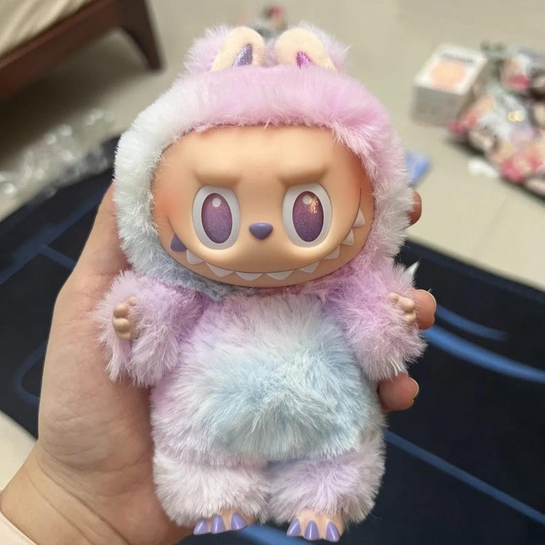 Labubu Vinyl Plush Pendant Blind Box (Random Box Will Be Provided)