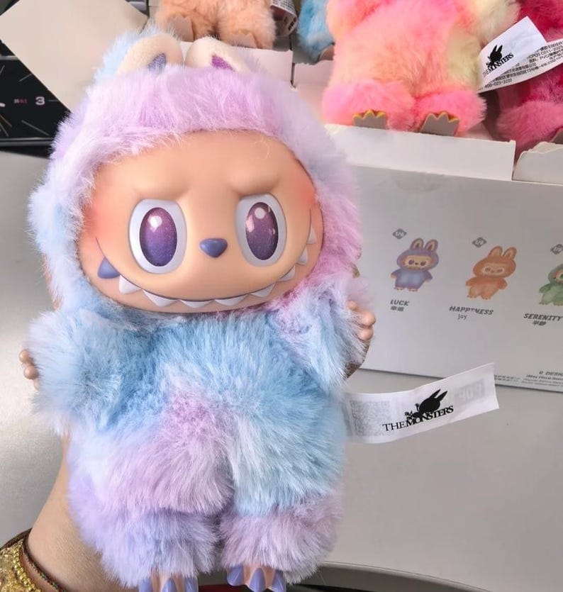 Labubu Vinyl Plush Pendant Blind Box (Random Box Will Be Provided)