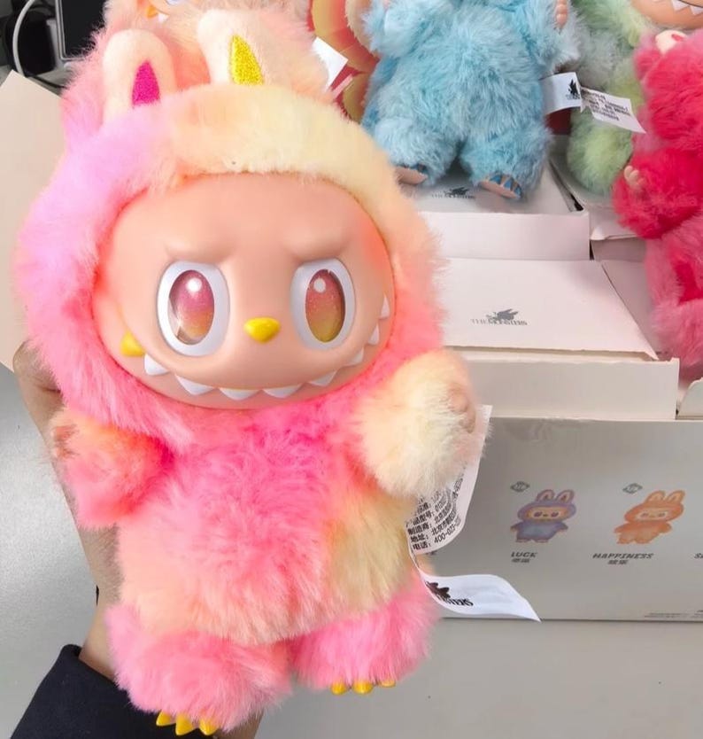 Labubu Vinyl Plush Pendant Blind Box (Random Box Will Be Provided)