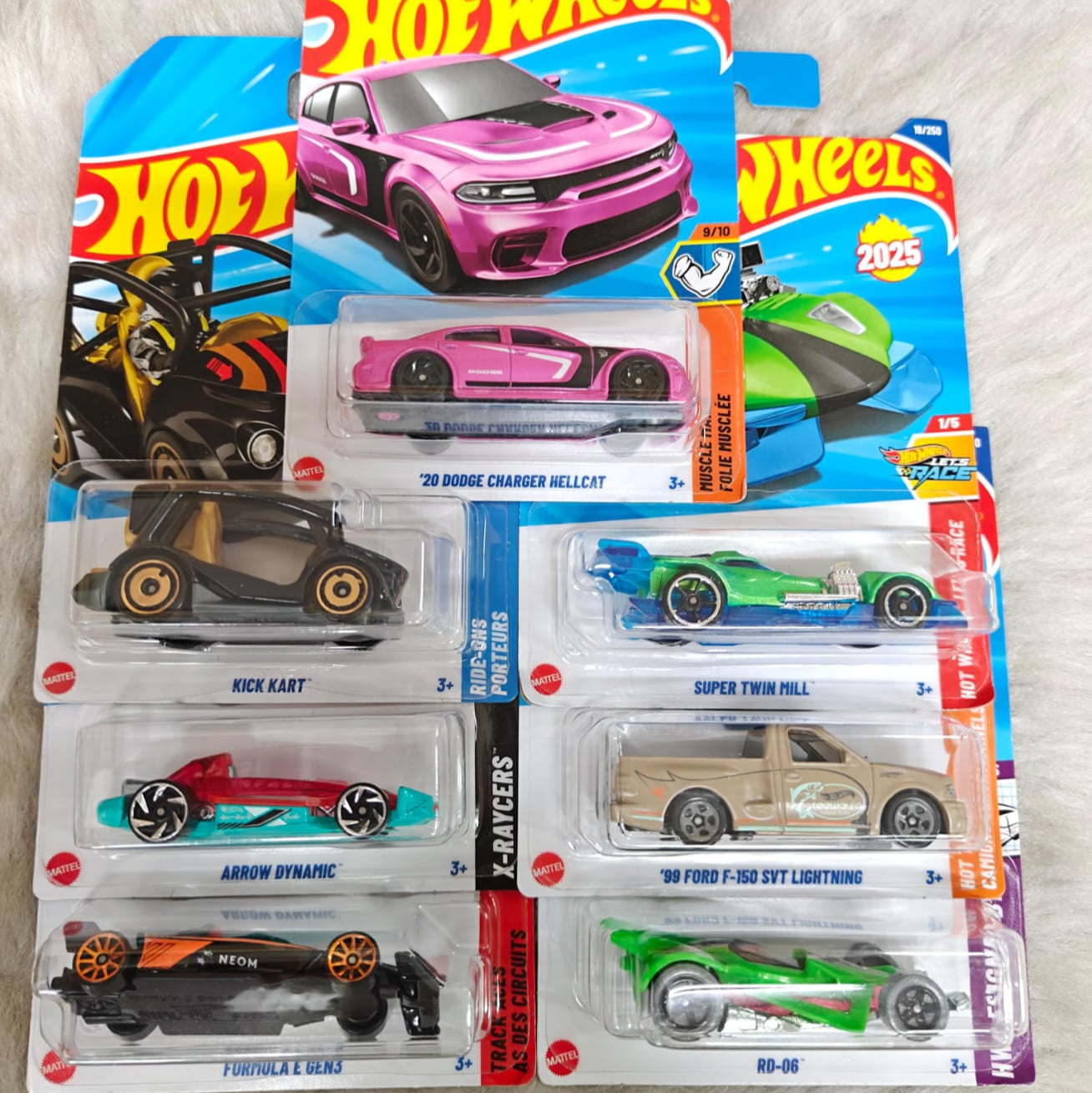 Hot Wheels Combo - Set Of 7