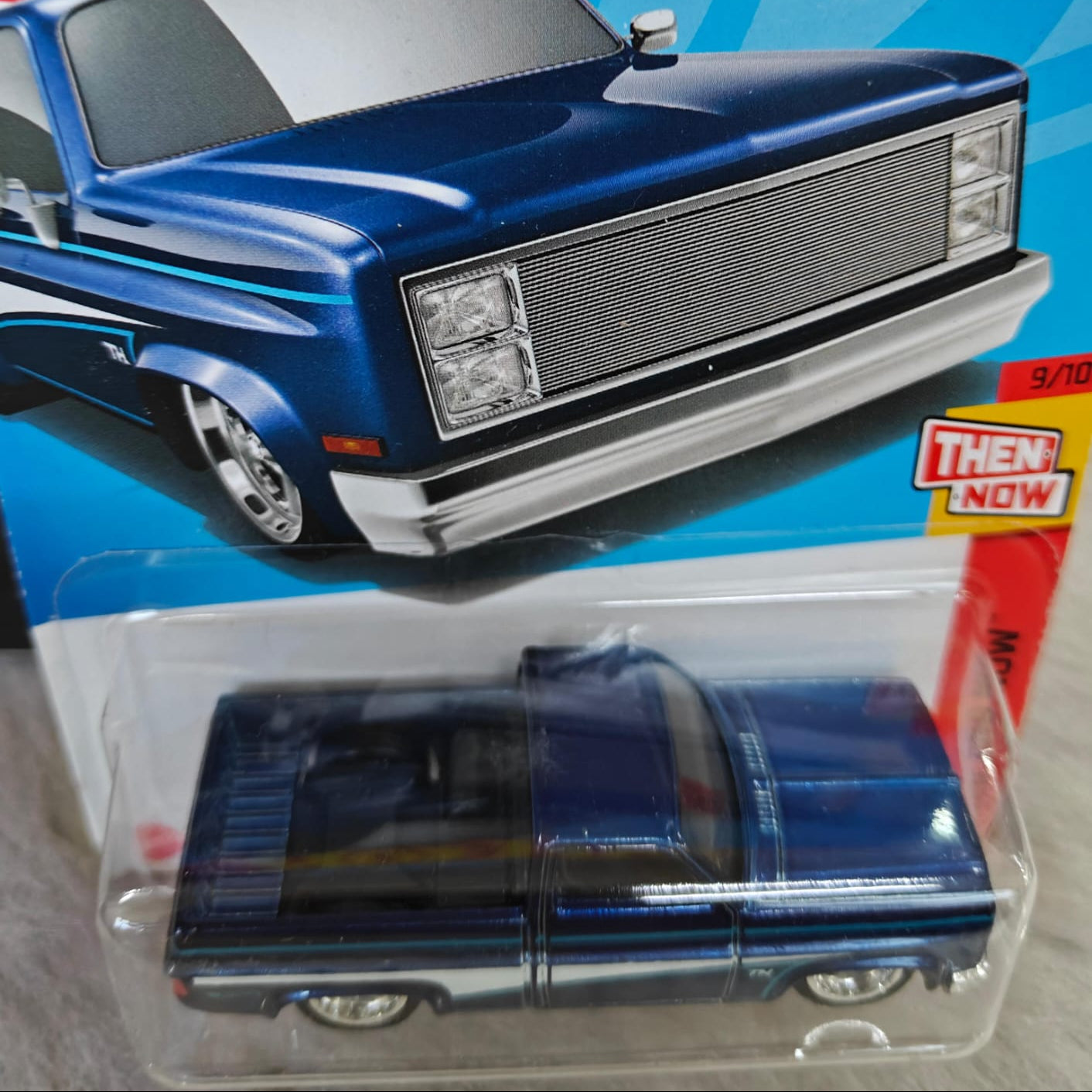 Hot Wheels Imported 2025 Super Treasure Hunt '83 Chevy Silverado with Protector - No COD Available on this Product