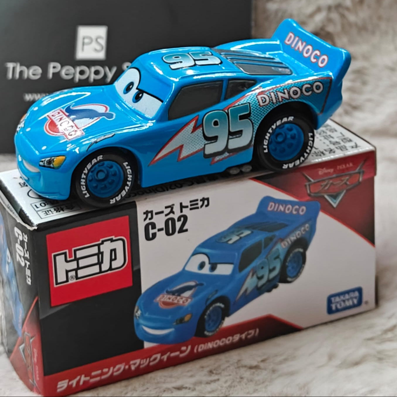 Takara Tomy Tomica Disney Motors Dream Star Scale 1 : 55 - C-02 Lightning McQueen (Dinoco Type)