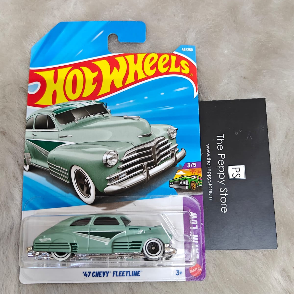 Hot Wheels 2026 Imported B case Vehicle Collection - '47 Chevy Fleetline