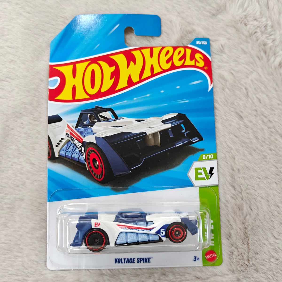 Hot Wheels 2026 Imported D Case Vehicle Collection - Voltage Spike