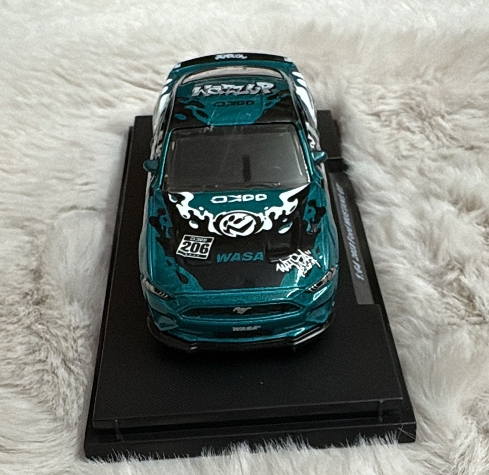 Scale 1 :64 CCA 2018 Ford Mustang GT With Acrylic Case - Box damaged Car In Mint Condition
