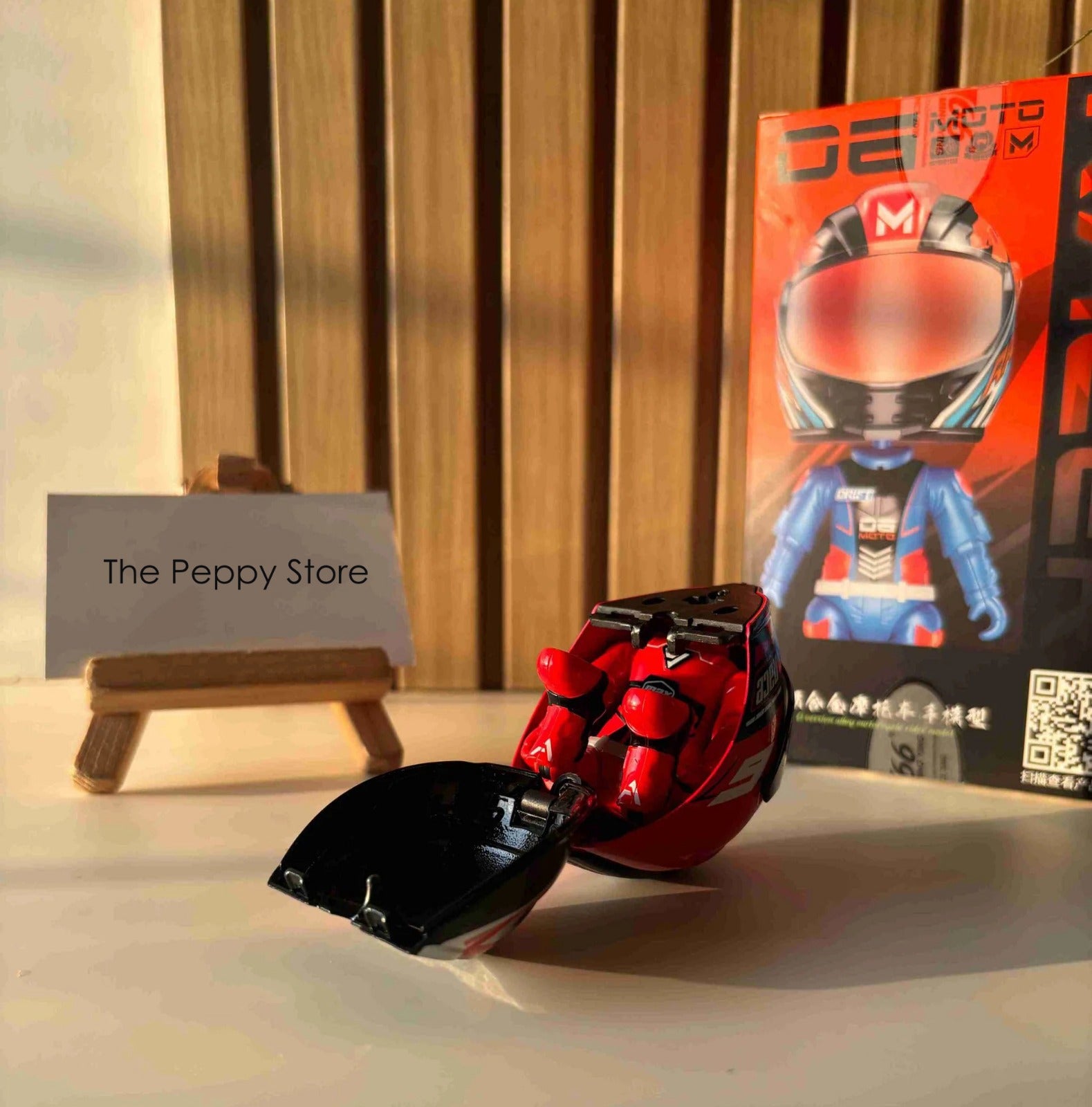 Helmet Biker Version Motor Cycle Rider Diecast Model