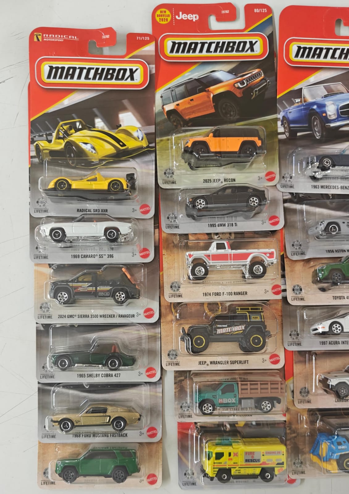 Matchbox Scale 1 : 64 Vehicles Exclusive Collection - Set of 24 cars