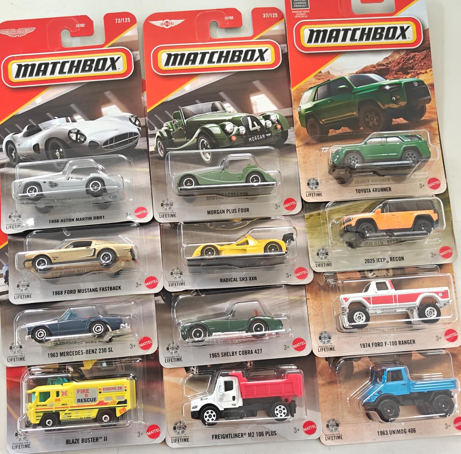 Matchbox Scale 1 : 64 Vehicles Exclusive Collection - Set of 12 Cars -B