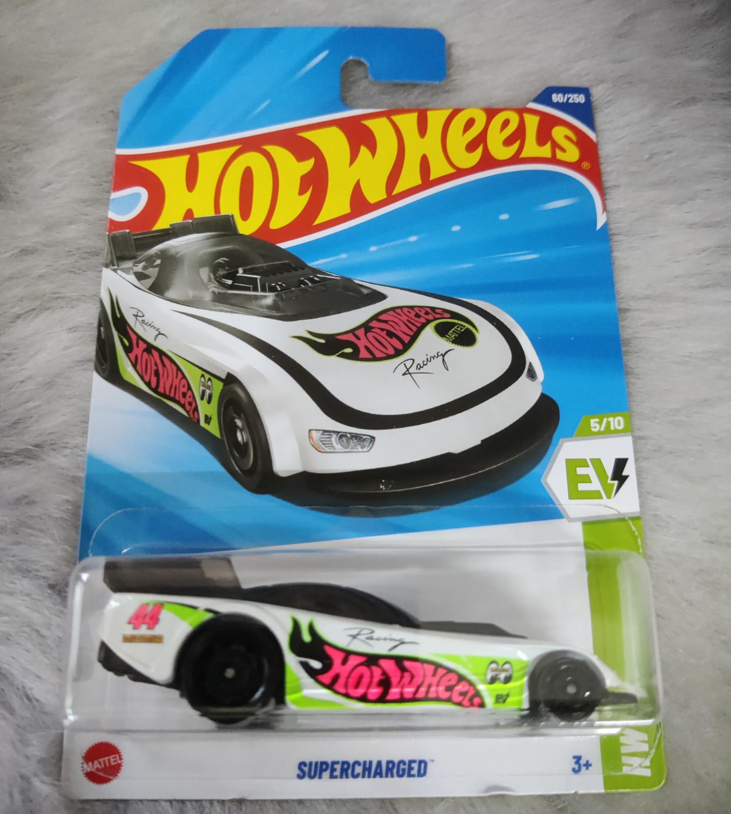 HOT WHEELS J and K Case 2025- Supercharged