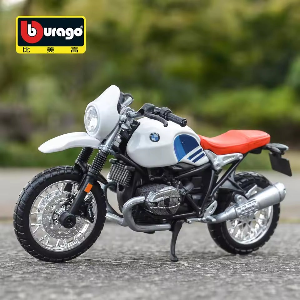 Bburago - 1 : 18 Diecast Scale Model - Official Licensed Product - BMW R nineT Urban GS