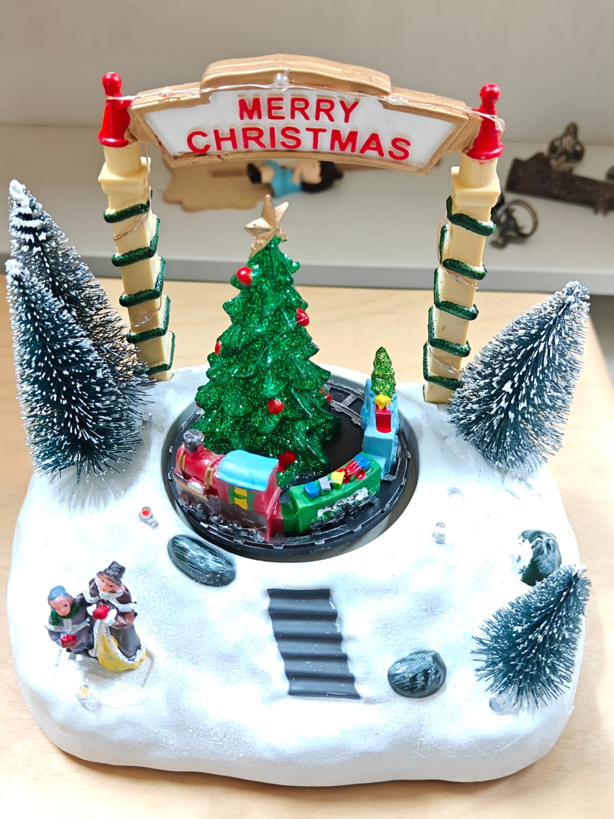 Merry Christmas Decorative Showpiece With Light (Size 18*13.5*15.5 Cm) - Works on Usb and Battery Operated Both