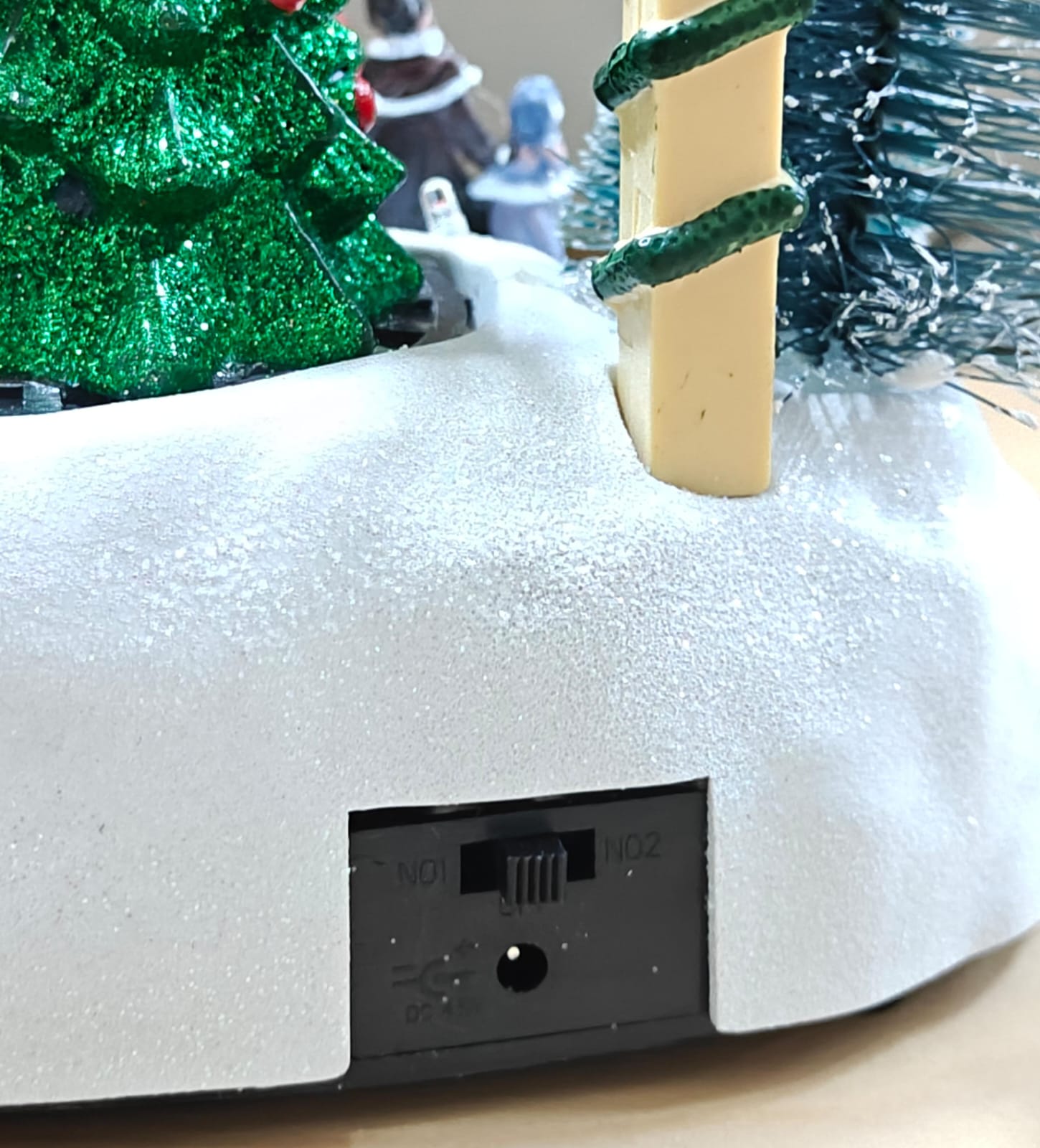 Merry Christmas Decorative Showpiece With Light (Size 18*13.5*15.5 Cm) - Works on Usb and Battery Operated Both