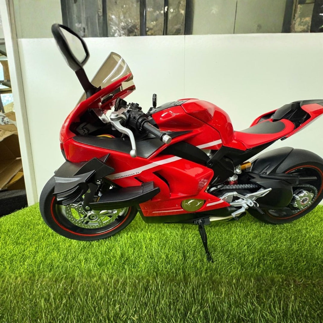 Ducati Superleggera V4 Alloy Model 1:7 Scale