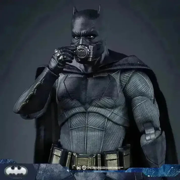 Batman Action Figure With Interchangeable Heads - 20 cm