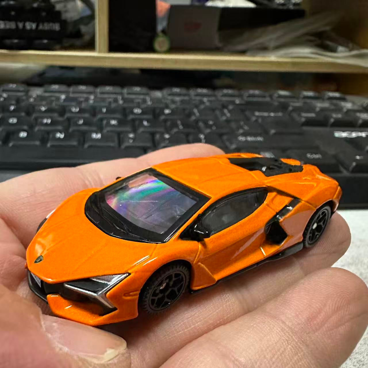 Scale 1 : 64 CCA Lamborghini Revuelto Diecast Metal Model Car