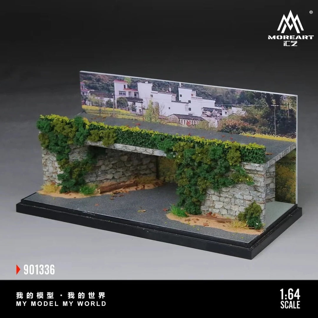MoreArt 901336 Stone Tunnel Diorama Scene with Figures 1:64 Scale