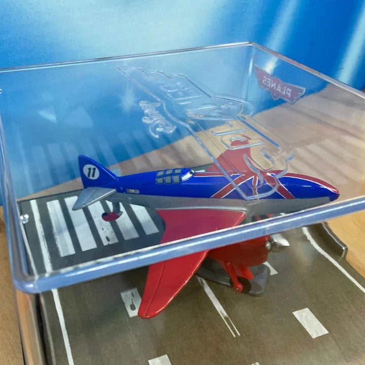 Disney Planes - Bulldog - Scale 1 : 43 Die Cast Plane Wih Acrylic Case
